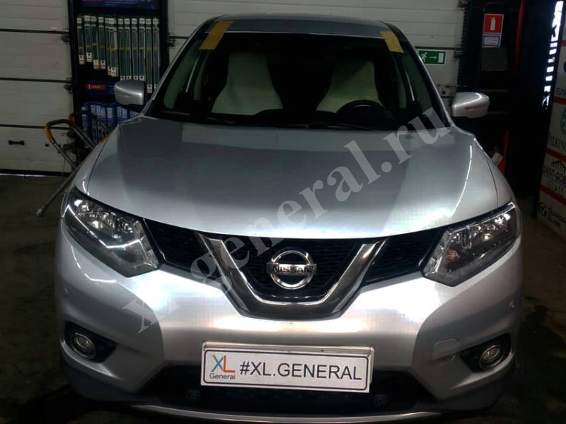 Установка автостекла Nissan X-trail T32 2013-