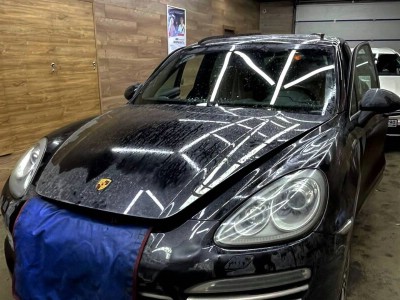 Установка лобового стекла Porsche Cayenne II 2010-2014