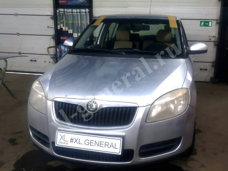 Установка автостекла Skoda Fabia 2007-2015