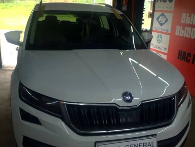 Установка лобового стекла Skoda Kodiaq 2016-