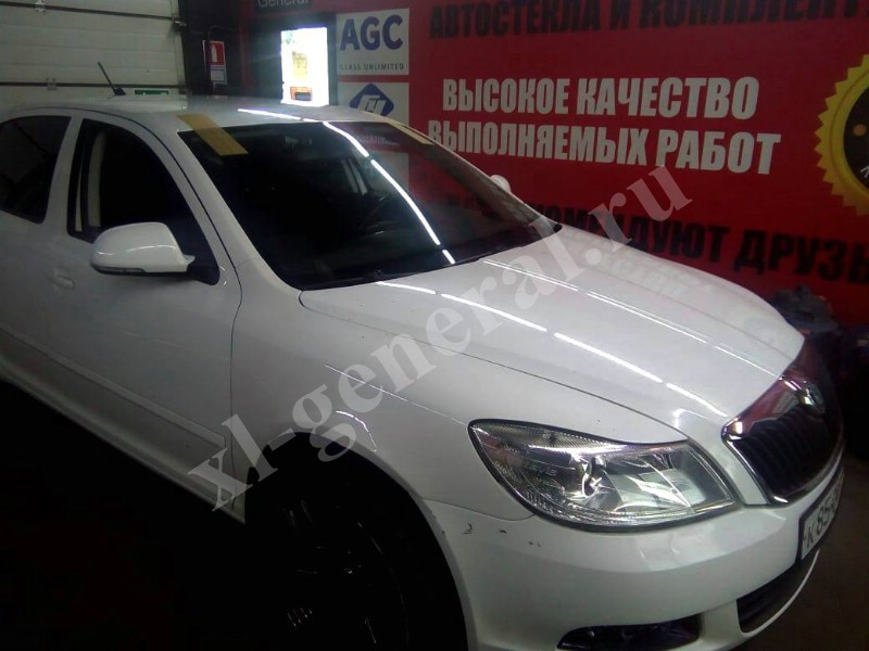 Установка автостекла Skoda Octavia A5 -