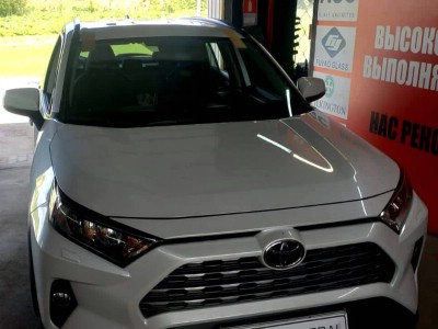 Установка автостекла Toyota RAV 4 2019-