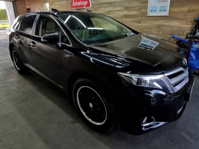 Установка лобового стекла Toyota Venza -