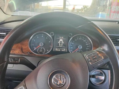 Установка лобового стекла Volkswagen Passat CC 2007-2012