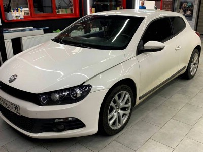 Установка лобового стекла Volkswagen Scirocco