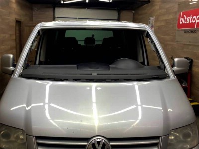 Установка лобового стекла Volkswagen Transporter-T5 2003-