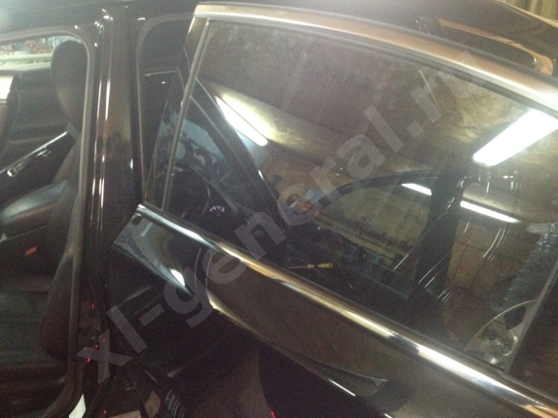Лобовое стекло Nissan Teana 2014