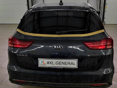 Установка заднего стекла Kia Ceed III wgn 2018-