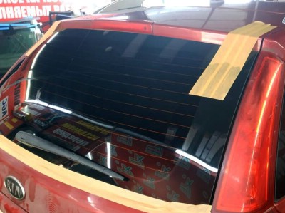 Установка заднего стекла Kia Ceed Wagon 2006-2012