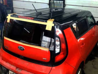 Установка заднего стекла Kia Soul 2014-2019