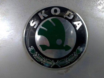 Установка заднего стекла Skoda Octavia Tour 1997-2010